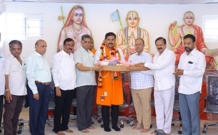 ನೂತನ ಅಧ್ಯಕ್ಷರ ನೇತೃತ್ವದಲ್ಲಿ ಸಮಾಜದ ಶ್ರೇಯೋಭಿವೃದ್ಧಿ ಯಶಸ್ವಿಯಾಗಿ ಮುನ್ನಡೆಯಲಿ ಎಂದು ಹಾರೈಸಲಾಯಿತು.