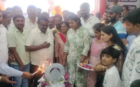 ಪುನರ್ವಿಕ ಶೋರೂಮ್ ಉದ್ಘಾಟಿಸಿದ ಶಾಸಕ ಸಿ ಎನ್ ಬಾಲಕೃಷ್ಣ