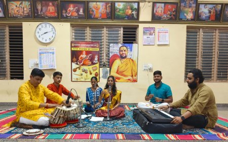 ಗುರುರಾಯರ ಸನ್ನಿಧಿಯಲ್ಲಿ ವೈಷ್ಣವಿ ಗಾಯನ ಸೇವೆ