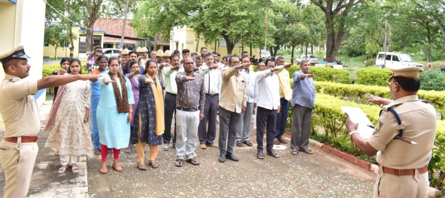 ಭಯೋತ್ಪಾದನಾ ವಿರೋಧಿ ದಿನ ಪ್ರತಿಜ್ಞಾ ವಿಧಿ ಸ್ವೀಕಾರ