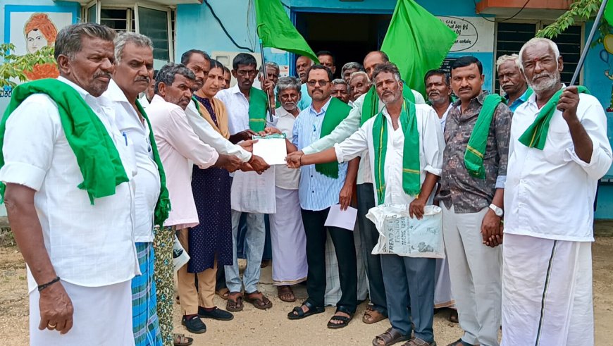 ರೈತರಿಗೆ ಬಿತ್ತನೆ ಬೀಜ, ರಾಸಾಗೊಬ್ಬರ ಸಕಾಲಕ್ಕೆ ವಿತರಣೆ ಮಾಡುವಂತೆ ಜಿಲ್ಲಾಧ್ಯಕ್ಷ ಗೋವಿಂದ ರೆಡ್ಡಿ ಒತ್ತಾಯ