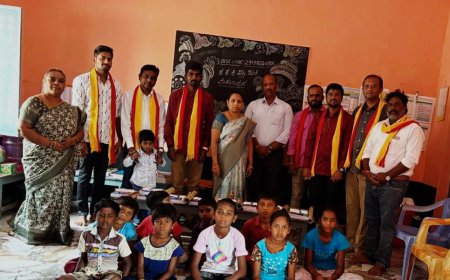 ರಾಜ್ಯದ ಗಾಡಿ ಭಾಗದಲ್ಲಿ ಕನ್ನಡಾಭಿಮಾನಿಗಳಬಗಳ ದವರಿಂದ ಸೇವೆ...