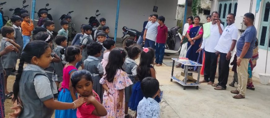 ಸಾಮಾಜಿಕ ಕಾರ್ಯಕರ್ತ ಎಚ್ ಎಂ ಶಿವಕುಮಾರ್ 50 ನೇ ವರ್ಷದ ಹುಟ್ಟುಹಬ್ಬ ಆಚರಣೆ