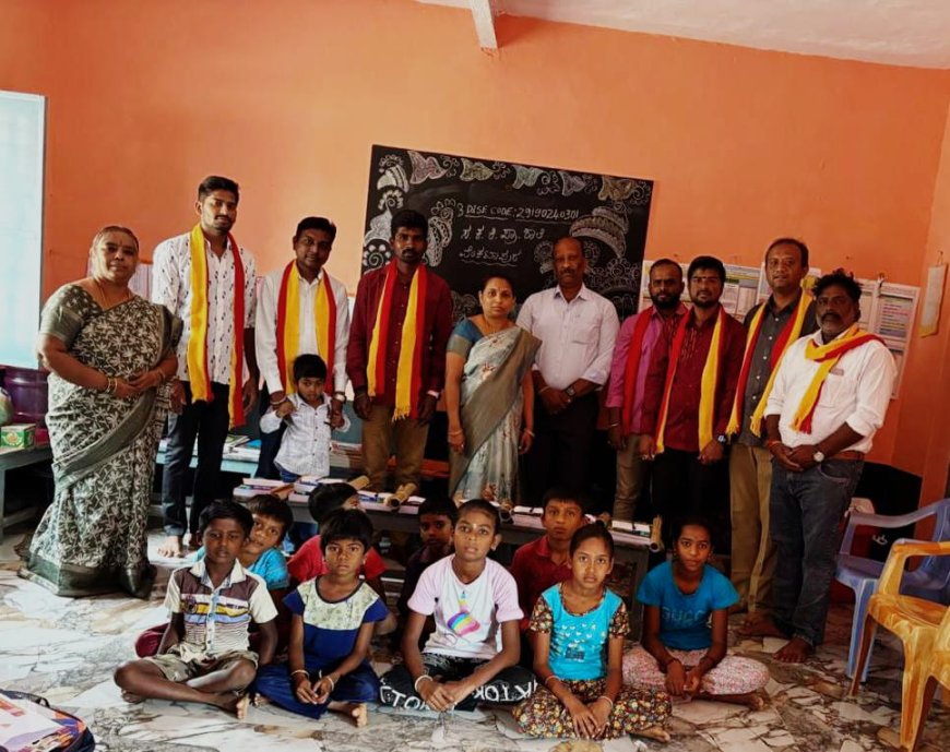 ರಾಜ್ಯದ ಗಾಡಿ ಭಾಗದಲ್ಲಿ ಕನ್ನಡಾಭಿಮಾನಿಗಳಬಗಳ ದವರಿಂದ ಸೇವೆ...