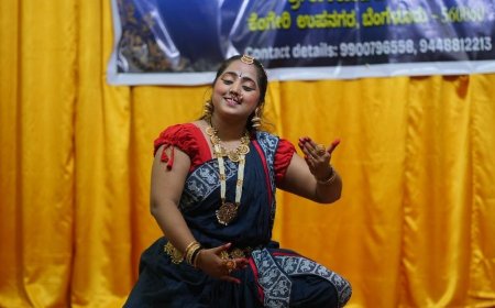 ಶ್ರೀ ಕಾಳಿಕಾಂಬ ದೇವಾಲಯಲ್ಲಿ ಯಶಸ್ವಿ ಕಂಡ 1130 ನೇ ಏಕವ್ಯಕ್ತಿ  ಭರತನಾಟ್ಯ ಪ್ರದರ್ಶನ  ವಿದೂಷಿ.. ಸ್ವಾತಿ