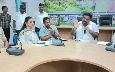 ಸರ್ಕಾರದಿಂದ ಪರಿಹಾರ ಪಡೆಯಲು ಭೂಮಾಲೀಕರು ಮೂಲ ದಾಖಲೆಗಳು ಒದಗಿಸಬೇಕು-ಶಾಸಕ ಎಸ್.ಎನ್.ಸುಬ್ಬಾರೆಡ್ಡಿ