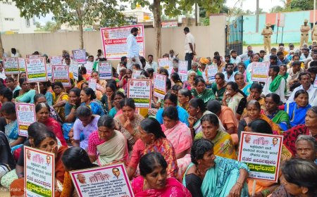 ಮಾರ್ಗೋನಹಳ್ಳಿ ಗ್ರಾಮಸ್ಥರಿಂದ ಪೋಲೀಸ್ ಠಾಣೆ ಎದುರು ಪ್ರತಿಭಟನೆ