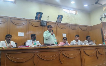 ಕೆಜಿಎಫ್ ನಗರಸಭೆಯಲ್ಲಿ ಭ್ರಷ್ಟಾಚಾರ ತುಂಬಿತುಳುಕುತ್ತಿದೆ ಇದನ್ನು ಶಾಸಕರು ಯಾಕೆ ಪ್ರಶ್ನೆ ಮಾಡುತ್ತಿಲ್ಲ.: ಮಾಜಿ ಶಾಸಕ ಎಸ್ ರಾಜೇಂದ್ರನ್ ಗಂಭೀರ ಆರೋಪ