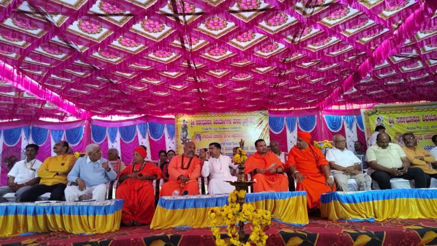 ಪೋಷಕರು ಮಕ್ಕಳಿಗೆ ಸಂಸ್ಕಾರವನ್ನು ಕಳಿಸಿಕೊಡಬೇಕು: ಡಾ. ಮಹಾಂತಲಿಂಗ ಶಿವಾಚಾರ್ಯ ಮಹಾಸ್ವಾಮೀಜಿಗಳು