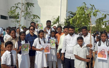 ವನಸಿರಿ ಪೌಂಡೇಷನ್ 114 ಸಸಿಗಳನ್ನು ನೆಟ್ಟು ಸಾಲುಮರದ ತಿಮ್ಮಕ್ಕನಿಗೆ ಶ್ರದ್ಧಾಂಜಲಿ ಸಲ್ಲಿಸುವ "ಹಸಿರು ನಮನ" ಕಾರ್ಯ ಶ್ಲಾಘನೀಯ