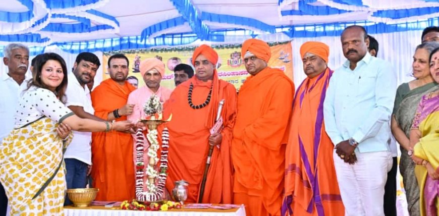 ನಾಗಲಾಪುರ ಮಠದಲ್ಲಿ ವಿಜೃಂಭಣೆಯಿಂದ ಕಾರ್ತಿಕ ಮಹೋತ್ಸವಗಳು