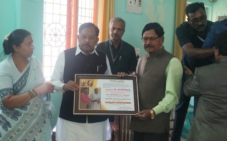 ಗೃಹ ಸಚಿವ ಪರಮೇಶ್ವರರಿಗೆ ಜನಮೆಚ್ಚಿದ ಜನಪ್ರಿಯ ಜನನಾಯಕ ಗೌರವ ಪ್ರಶಸ್ತಿ ಪ್ರಧಾನ