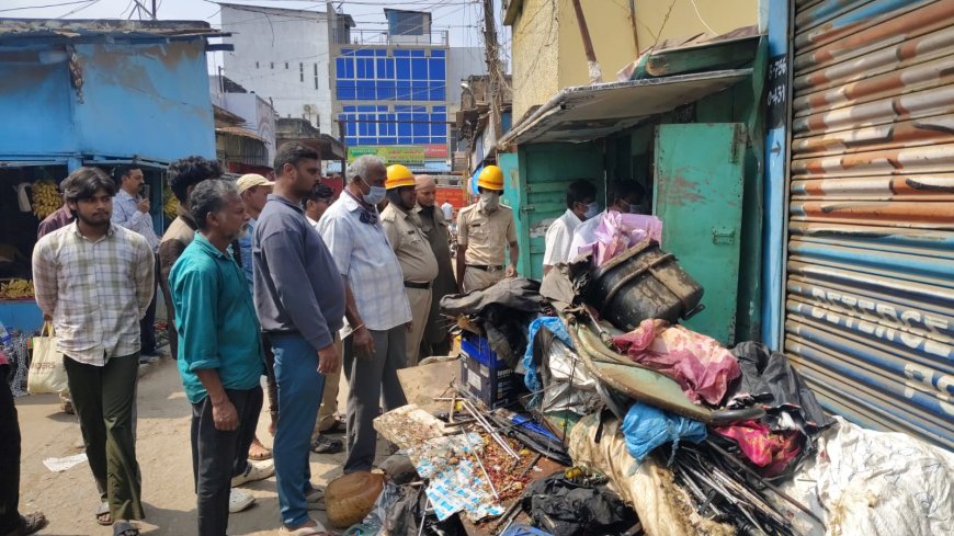 ಎಂಜಿ ಮಾರುಕಟ್ಟೆಯ ಅಂಗಡಿಯಲ್ಲಿ ಆಕಸ್ಮಿಕ ಬೆಂಕಿ