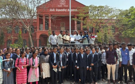 ಸರ್ಕಾರದ ವಿವಿಧ ಇಲಾಖೆಗಳಲ್ಲಿ ಖಾಲಿ ಇರುವ ಹುದ್ದೆಗಳನ್ನು ಭರ್ತಿ ಮಾಡಲು ಅಧಿಸೂಚನೆ ಹೊರಡಿಸುವಂತೆ ಅಖಿಲ ಕರ್ನಾಟಕ ರಾಜ್ಯ ವಿದ್ಯಾರ್ಥಿಗಳ ಸಂಘಟನೆ' ಫೆ. 24ರಂದು ಧಾರವಾಡದಲ್ಲಿ ನಡೆಸಿದ ಬೃಹತ್ ಪ್ರತಿಭಟನೆ