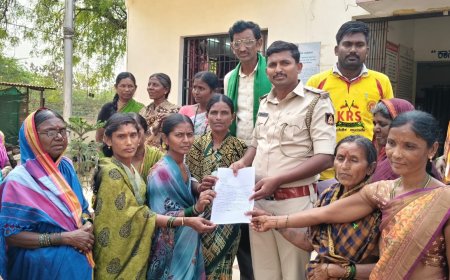 ಮಾಡಶಿರವಾರ ಗ್ರಾಮದಲ್ಲಿ ಅಕ್ರಮ ಮಧ್ಯ ಮಾರಾಟ ವಿರೋಧಿಸಿ ಮಹಿಳೆಯರಿಂದ ತಹಶೀಲ್ದಾರರಿಗೆ ಆಗ್ರಹ