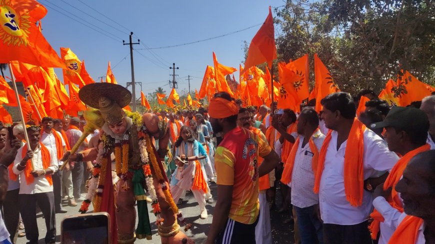 ಕೆಜಿಎಫ್  ಕ್ಯಾಸಂಬಳ್ಳಿ ಗ್ರಾಮದಲ್ಲಿ ಹಿಂದೂ ಸಮಾಜೋತ್ಸವ ಹಾಗೂ ಶೋಭ ಯಾತ್ರೆ ಅದ್ದೂರಿಯಾಗಿ ನಡೆಯಿತು