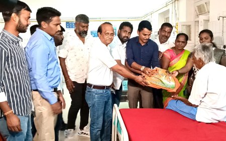 ರಾಮಲಿಂಗಪ್ಪ ಹುಟ್ಟುಹಬ್ಬ ಪ್ರಯುಕ್ತ ಅಭಿಮಾನಿಗಳಿಂದ ಅನ್ನದಾನ ಹಣ್ಣುಹಂಪಲು ವಿತರಣೆ