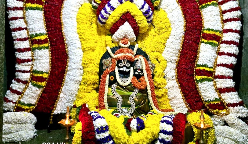 ಕದಿರಿ ಹುಣ್ಣಿಮೆ ಹಬ್ಬದ ಪ್ರಯುಕ್ತ ಶ್ರೀ ಲಕ್ಷ್ಮಿನರಸಿಂಹ ಸ್ವಾಮಿ ದೇವಾಲಯಕ್ಕೆ ಭಕ್ತರ ದಂಡು