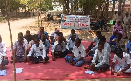 ಗ್ರಾಪಂ ಅಭಿವೃದ್ಧಿ ಅಧಿಕಾರಿ ಅವ್ಯವಸ್ಥೆ ಖಂಡಿಸಿ ಸಾರ್ವಜನಿಕರಿಂದ ಪ್ರತಿಭಟನೆ