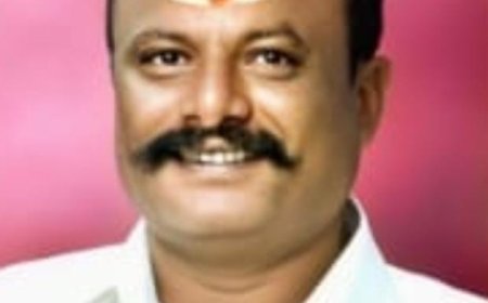 ಕನ್ನಡ ಸಾಹಿತ್ಯ ಪರಿಷತ್ತಿನ ಹಾಸನ ಜಿಲ್ಲಾಧ್ಯಕ್ಷ ಸ್ಥಾನಕ್ಕೆ ಸ್ಪರ್ಧಿಸಲು ಪೂರ್ವಭಾವಿ ಸಭೆಯನ್ನು ಏರ್ಪಡಿಸಲಾಗಿದೆ ಎಂದು ನಾಡಪ್ರಭು ಕೆಂಪೇಗೌಡ ವೇದಿಕೆಯ ಸಂಸ್ಥಾಪಕ ರಾಜ್ಯಾಧ್ಯಕ್ಷರಾದ ಕಾಳೇನಹಳ್ಳಿ ಆನಂದ್ ಕುಮಾರ್ ಮಾಹಿತಿ ನೀಡಿದರು