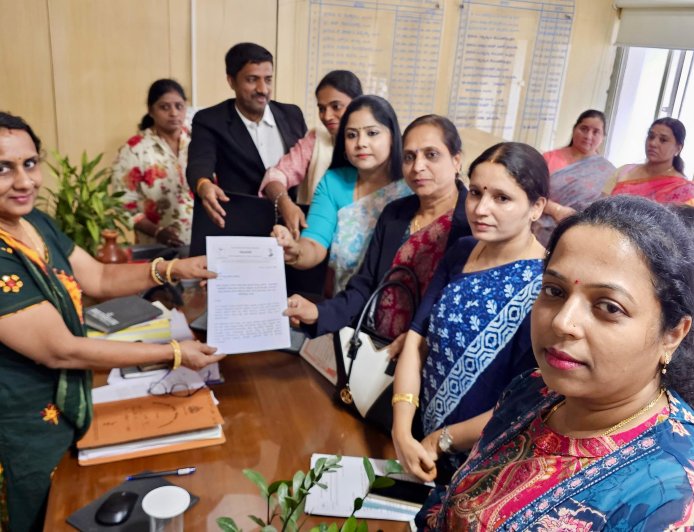 ಮಹಿಳೆಯರ ಮೇಲಿನ ದೌರ್ಜನ್ಯಕ್ಕೆ ಕಠಿಣ ಕ್ರಮ ಕೈಗೊಳ್ಳುವಂತೆ ಒತ್ತಾಯಿಸಿ ರಣರಾಗಿಣಿ ಶಾಖೆಯಿಂದ ಕರ್ನಾಟಕ ರಾಜ್ಯ ಮಹಿಳಾ ಆಯೋಗಕ್ಕೆ ಮನವಿ