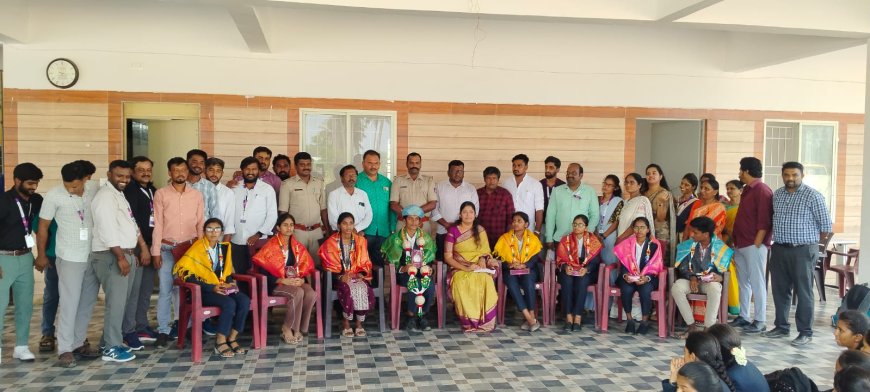 ಶ್ರೀ ಸಾಯಿ ಕಾಲೇಜಿನ ಸಾಧಕ ವಿದ್ಯಾರ್ಥಿಗಳಿಗೆ ಆಡಳಿತ ವತಿಯಿಂದ ಸನ್ಮಾನ