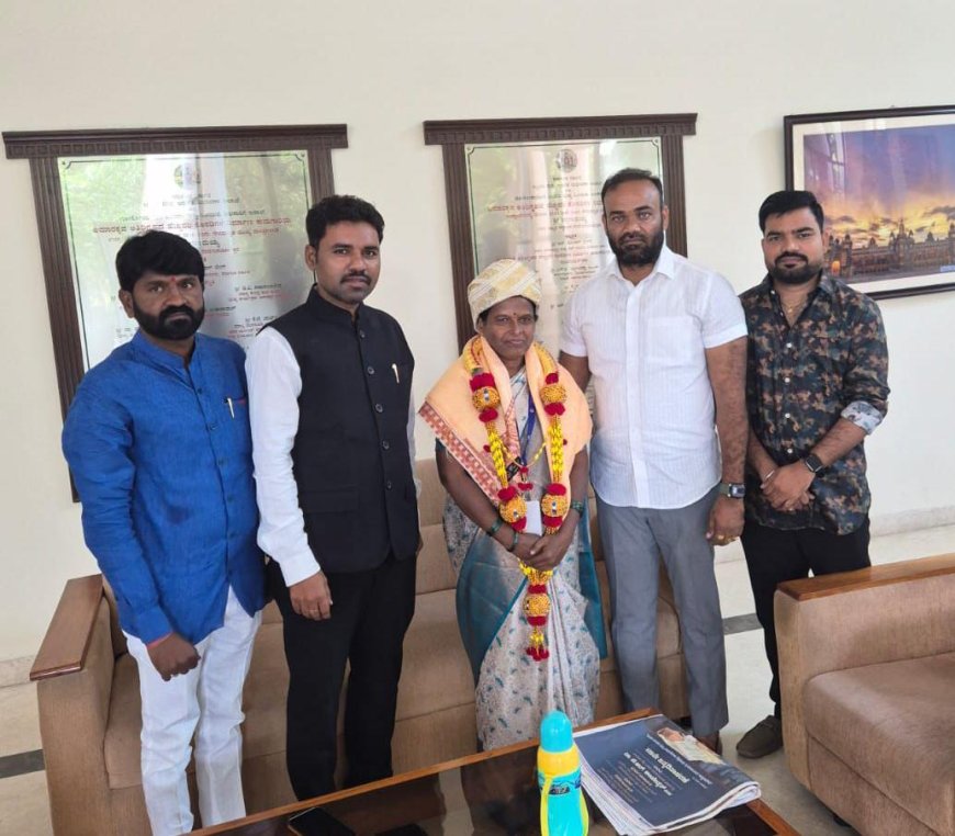 ಶೋಭಾ ಗಸ್ತಿ, ಹನುಮಂತರಾವ್ ಬಿ.ದೊಡ್ಡಮನಿ ಅವರಿಗೆ ಅಭಿನಂದನೆ ಸಲ್ಲಿಸಿದ ಎಸ್.ಸಂಗಮೇಶ್