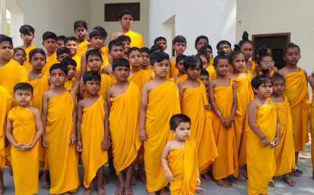 ನೂರು ಮಕ್ಕಳ ನಡಿಗೆ ಬುದ್ಧ ಮಾರ್ಗದ ಕಡೆಗೆ ಎನ್ನುವ ಧ್ಯೇಯದೊಂದಿಗೆ ಕಾರ್ಯಕ್ರಮ