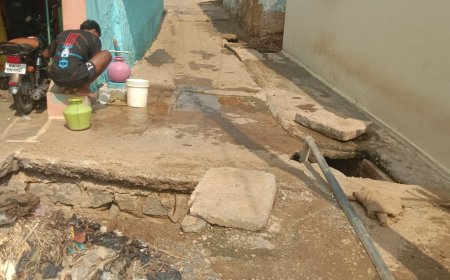 ಚರಂಡಿ ಸ್ಲಾಬ್ ಕುಸಿತ ಸಾರ್ವಜನಿಕರ  ಸಂಚಾರಕ್ಕೆ ಅಡ್ಡಿ