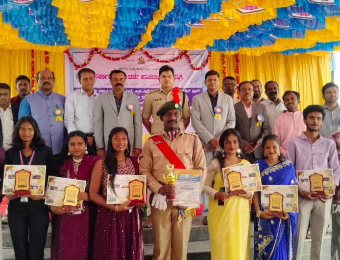 ಸರ್ಕಾರಿ ಪ್ರಥಮ ದರ್ಜೆ ಕಾಲೇಜಿನಲ್ಲಿ ಕಾಲೇಜು ವಾರ್ಷಿಕೋತ್ಸವ ಸಂಭ್ರಮ: ಪೊಲೀಸ್ ವರಿಷ್ಟಾಧಿಕಾರಿ ಎಸ್.ಪಿ. ಶಿವಾಂಶು ರಜಪೂತ್ ಭಾಗಿ