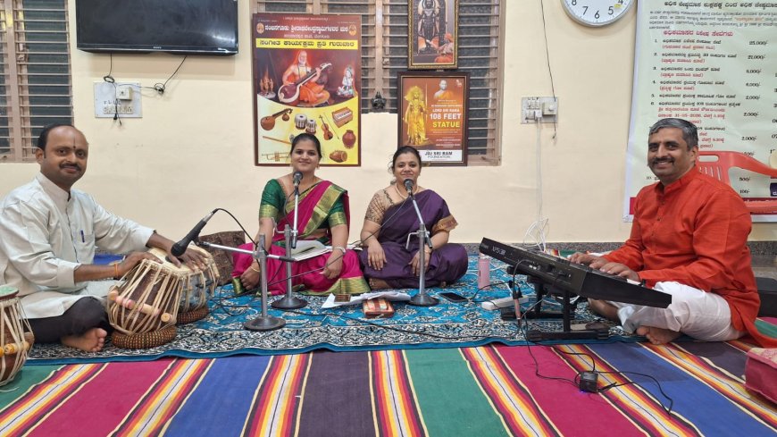 ರಾಯರ ಸನ್ನಿಧಿಯಲ್ಲಿ ಸಂಧ್ಯಾ-ಸೌಮ್ಯಾ ಯುಗಳ ಗಾಯನ