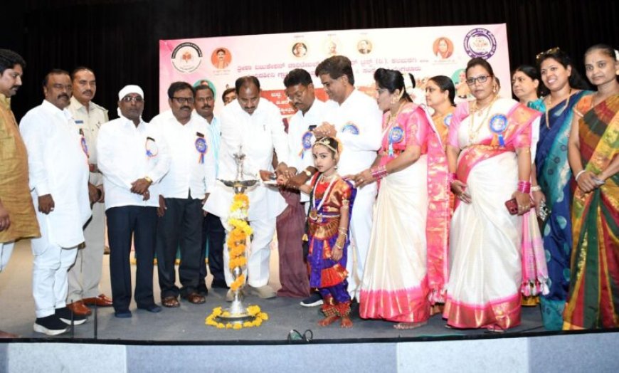 ಬುದ್ಧ-ಬಸವ-ಅಂಬೇಡ್ಕರ್ ರಾಜ್ಯರತ್ನ ಪ್ರಶಸ್ತಿ ಪ್ರದಾನ | ಕಲಬುರಗಿಯಲ್ಲಿ ಅದ್ಧೂರಿ ಸಾಂಸ್ಕೃತಿಕ ಸಂಭ್ರಮ