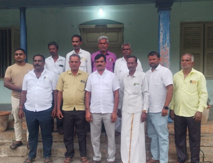 ನಮ್ಮ ಶಾಸಕಿಗೆ ಅಪಮಾನ ಮಾಡಿದರೆ ಸಹಿಸಲ್ಲ: ಮೋಹನ್ ಕೃಷ್ಣ ವಿರುದ್ಧ ಸಿಡಿದೆದ್ದ ಕಾಂಗ್ರೆಸ್ ಕಾರ್ಯಕರ್ತರು