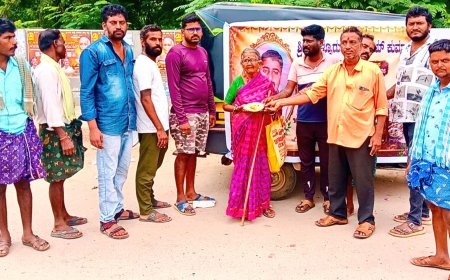 ದಿವಂಗತ ಕುಮಾರ್ ಸ್ನೇಹಿತರಿಂದ ಶ್ರದ್ಧಾಂಜಲಿ ಮತ್ತು ಅನ್ನದಾನ
