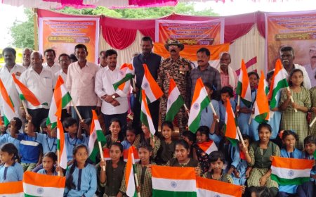 ಸಿ.ಆರ್.ಪಿ.ಎಫ್. ನಲ್ಲಿ 36 ವರ್ಷಗಳ ಸುದೀರ್ಘ ಸೇವೆ: ನಿವೃತ್ತ ಯೋಧ ಎಂ.ವಿ. ರಾಮಕೃಷ್ಣಪ್ಪ ಅವರಿಗೆ ಹುಟ್ಟೂರಿನಲ್ಲಿ ಅದ್ದೂರಿ ಅಭಿನಂದನೆ!