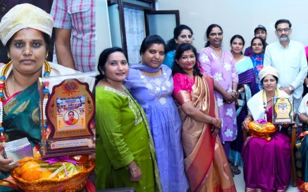 "ಹಿರಿಯ ಪ್ರಾಥಮಿಕ ಆರೋಗ್ಯ ಸುರಕ್ಷಾಧಿಕಾರಿಯಾದ ಶ್ರೀಮತಿಗೀತಾ ಮತ್ತು ಶ್ರೀಮತಿ ಮೈತ್ರಿ ಅವರಿಗೆ ಬೀಳ್ಕೊಡುಗೆ ಸಮಾರಂಭ"