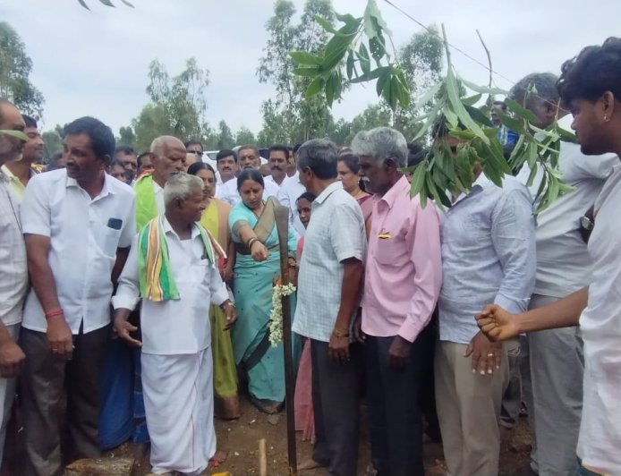 9.50 ಕೋಟಿ ವೆಚ್ಚದ ಬೃಹತ್ ಸೇತುವೆ ನಿರ್ಮಾಣಕ್ಕೆ ಶಾಸಕಿ ರೂಪಕಲಾ ಭೂಮಿಪೂಜೆ