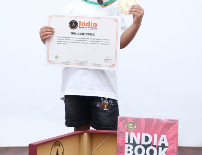 ಇಂಡಿಯಾ ಬುಕ್ ಆಫ್ ರೆಕಾರ್ಡ್ ಗೆ 3 ವರ್ಷದ ಕಂಪ್ಲಿ ತನವ್ ನ ದಾಖಲೆಯ 600ಮೀ ಓಟ