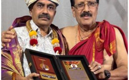 ಹರಿಕಥಾ ವಿದ್ವಾನ್ ಸೋಸಲೆ ನಾರಾಯಣದಾಸ್ ಪ್ರಶಸ್ತಿ ಸ್ವೀಕರಿಸಿದ ಜಿ.ವಿ. ಶ್ರೀನಿವಾಸಮೂರ್ತಿ