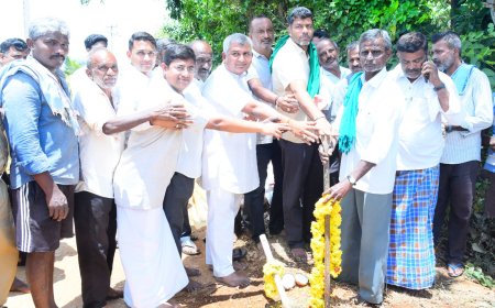 ಸುಮಾರು 3 ಕೋಟಿ 15 ಲಕ್ಷ ರೂಗಳ ವಿವಿಧ ರಸ್ತೆ ಅಭಿವೃದ್ಧಿ ಕಾಮಗಾರಿಗೆ ಗುದ್ದಲಿ ಪೂಜೆ
