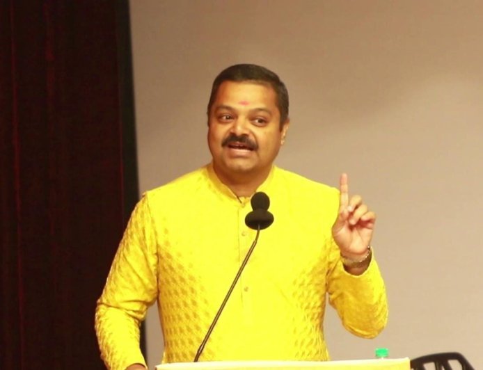ತುಕುಡೆ-ತುಕುಡೆ ಗ್ಯಾಂಗ್‌ನಿಂದ ದಿಮಾಗಿ ನಕ್ಸಲರವರೆಗೆ: ದೇಶದ ವಿರುದ್ಧದ ಒಂದೇ ಚಿಂತನೆಯ ಹಲವು ಮುಖಗಳು!  ಎಚ್ಚರಿಕೆ ಅಗತ್ಯ - ಶ್ರೀ. ಚಕ್ರವರ್ತಿ ಸೂಲಿಬೆಲೆ